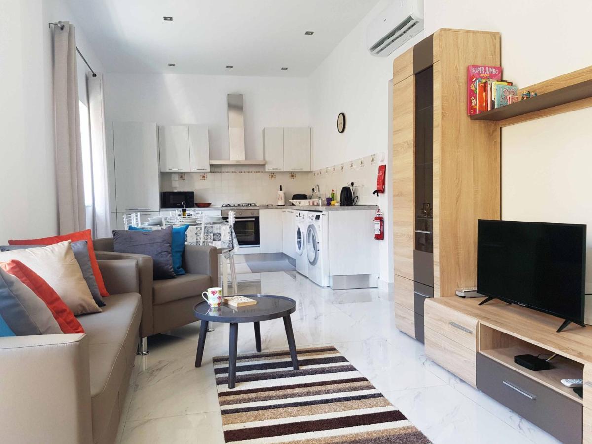 Ac1- Prime Location 3 Bedroom Apt In St.Julian'S سانت جوليان المظهر الخارجي الصورة